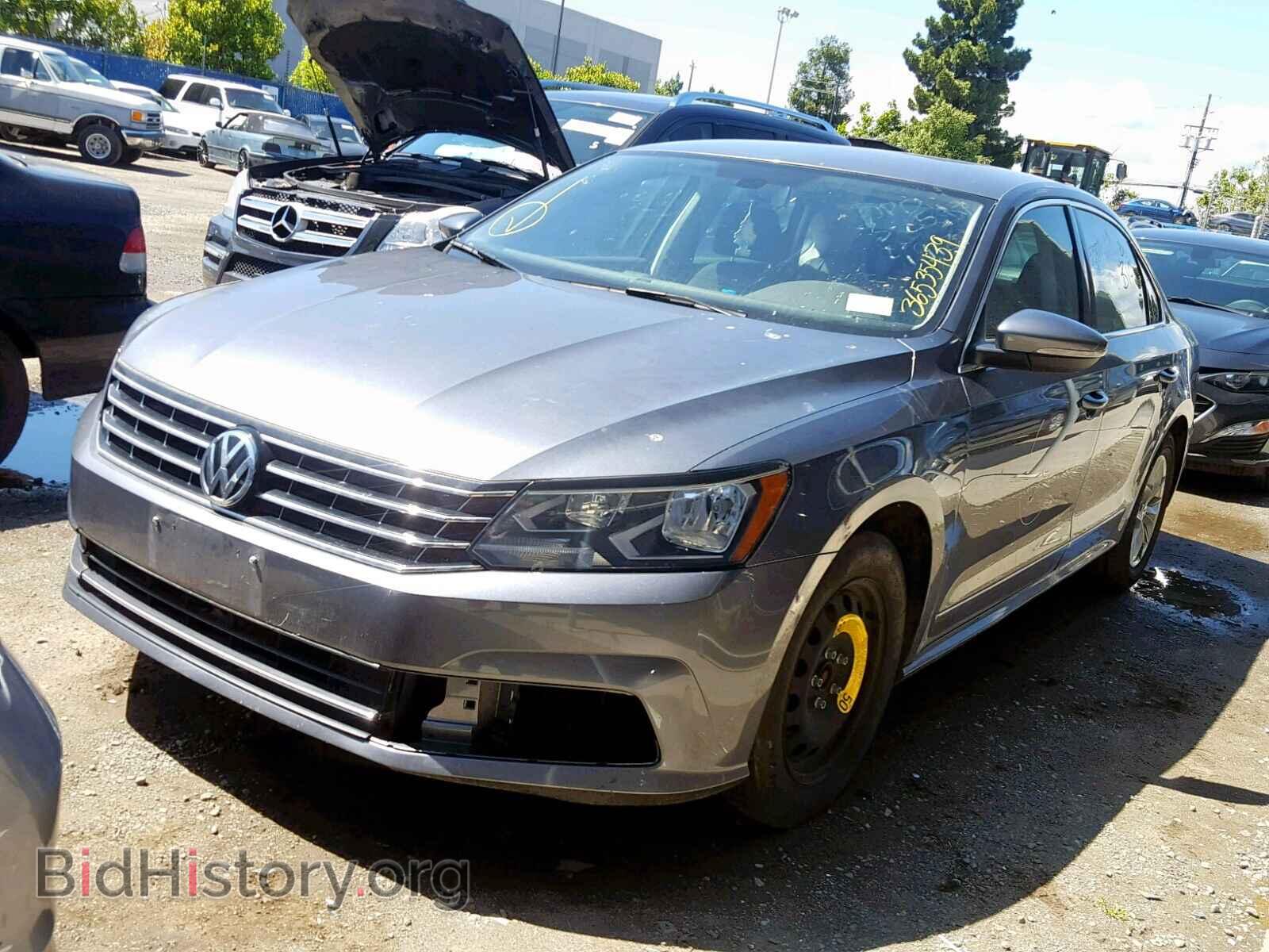 2016 VOLKSWAGEN PASSAT - VIN: 1VWAT7A36GC054549 - Фото 2
