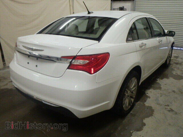 2011 CHRYSLER 200 - VIN: 1C3BC2FB8BN568530 - Фото 4