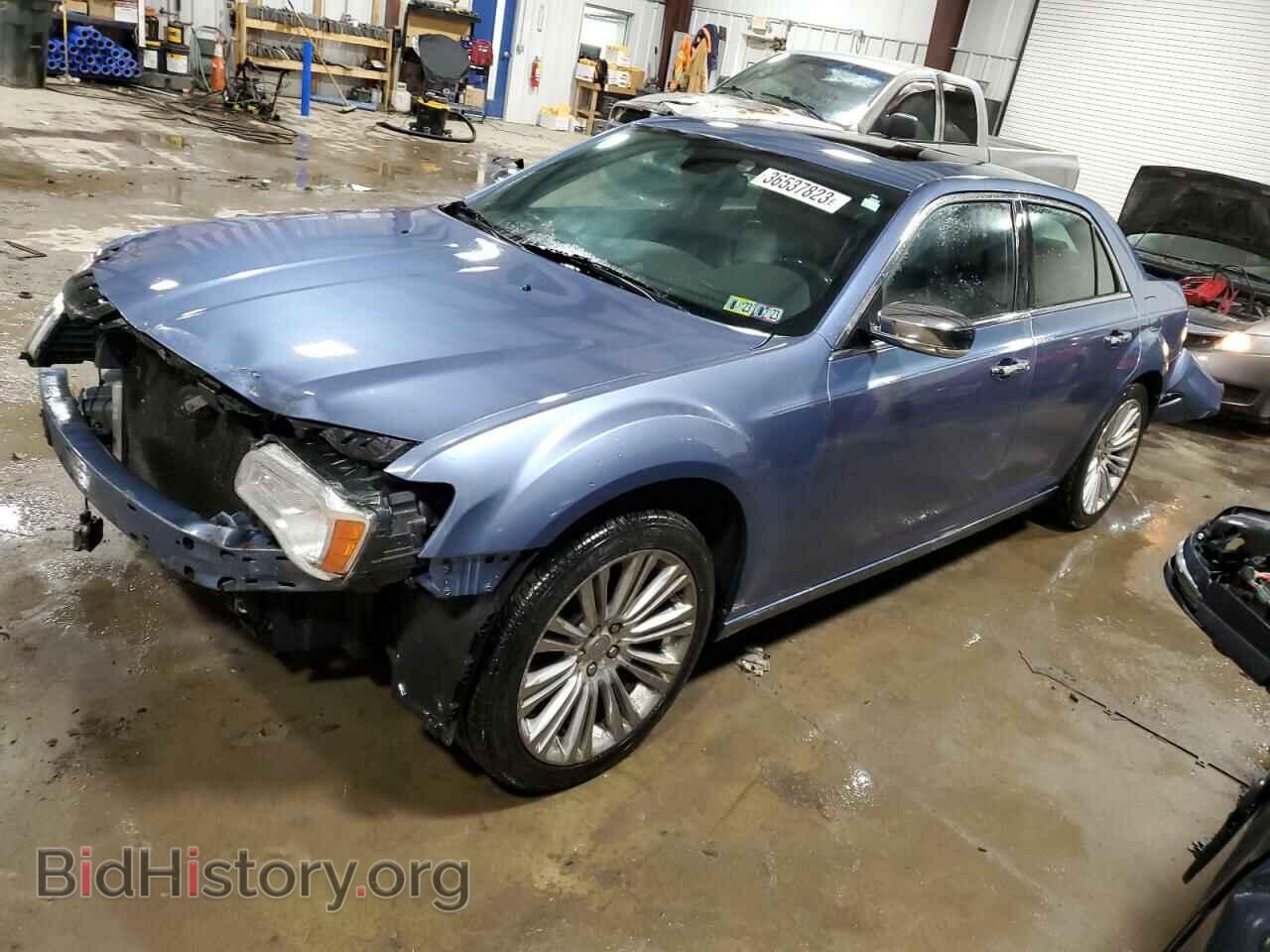 Photo 2C3CA6CT1BH547638 - CHRYSLER 300 2011