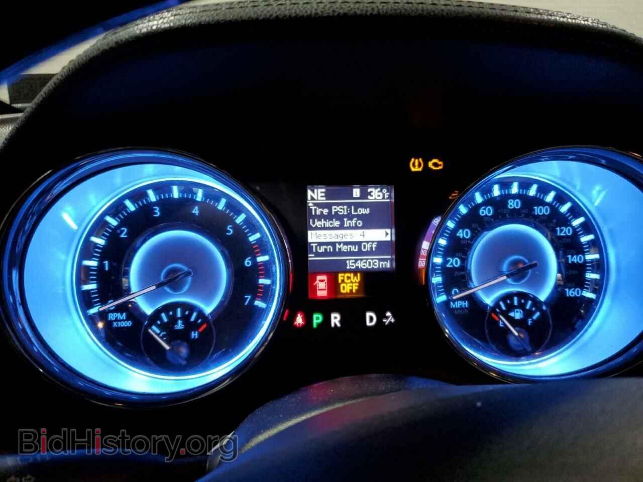 2011 CHRYSLER 300 - VIN: 2C3CA6CT1BH547638 - Фото 9