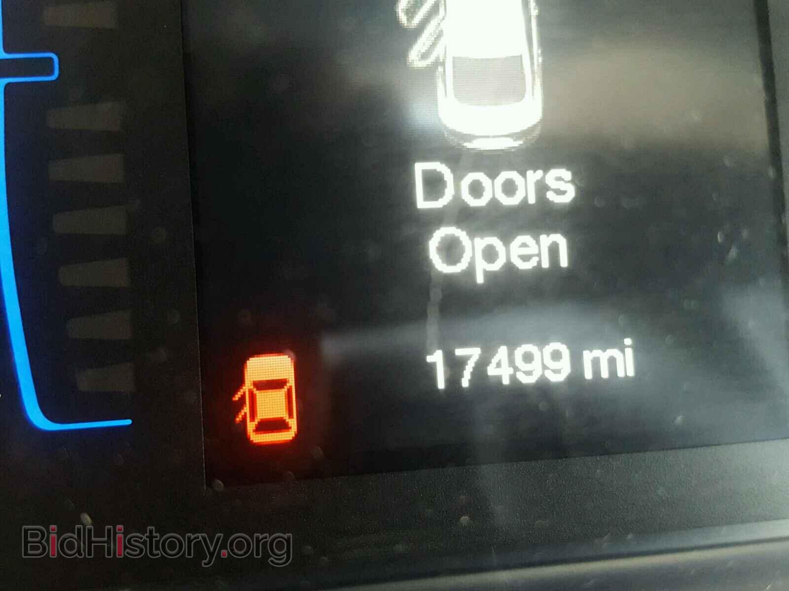 2015 CHRYSLER 200 - VIN: 1C3CCCAB2FN648056 - Photo 8