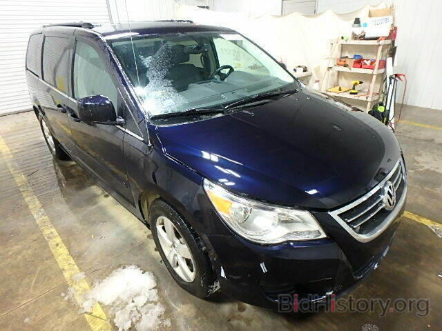 Фотография 2V4RW3DG1BR643373 - VOLKSWAGEN ROUTAN 2011