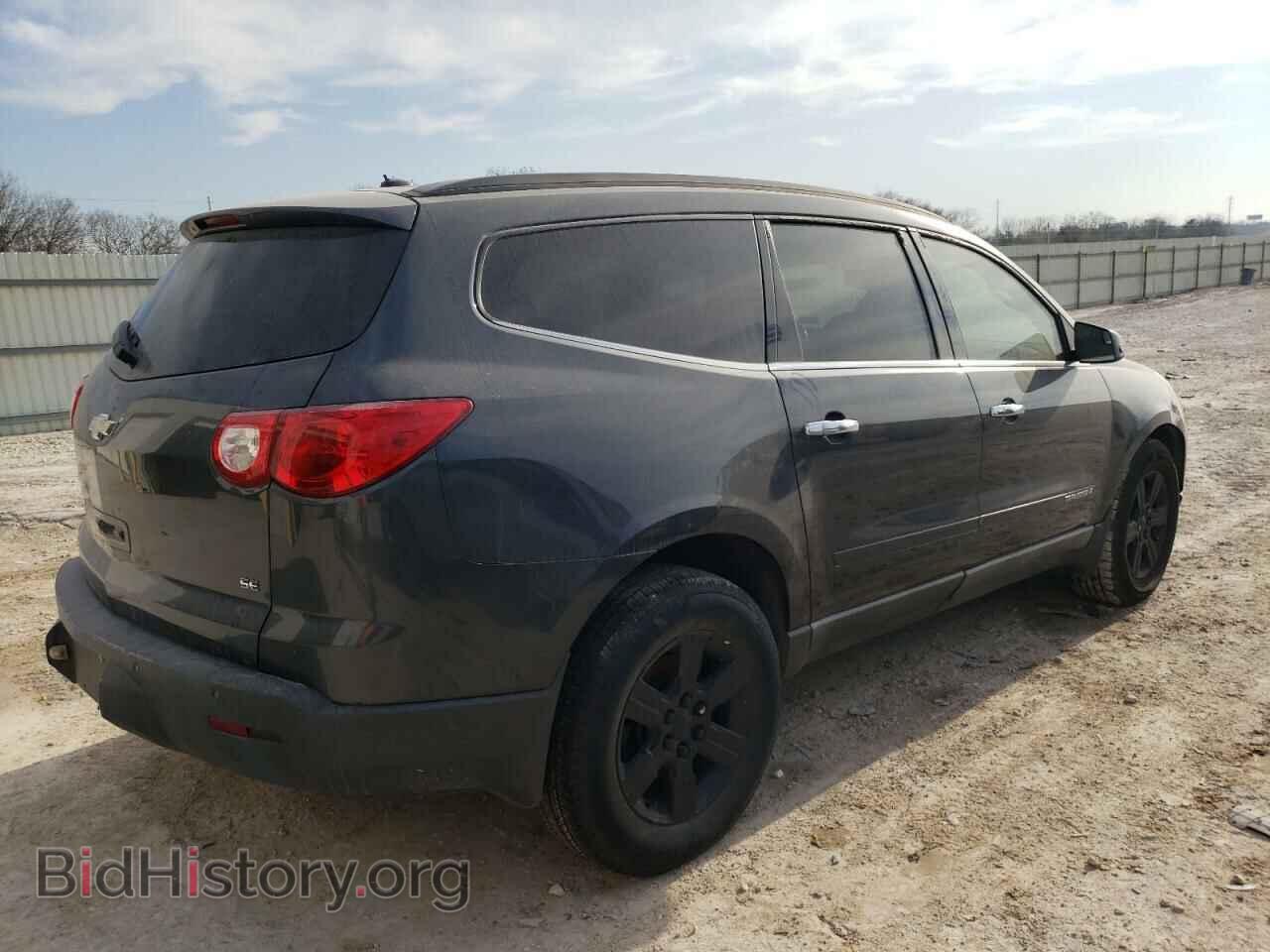 2010 CHEVROLET TRAVERSE - VIN: 1GNLRFED7AS100546 - Фото 3