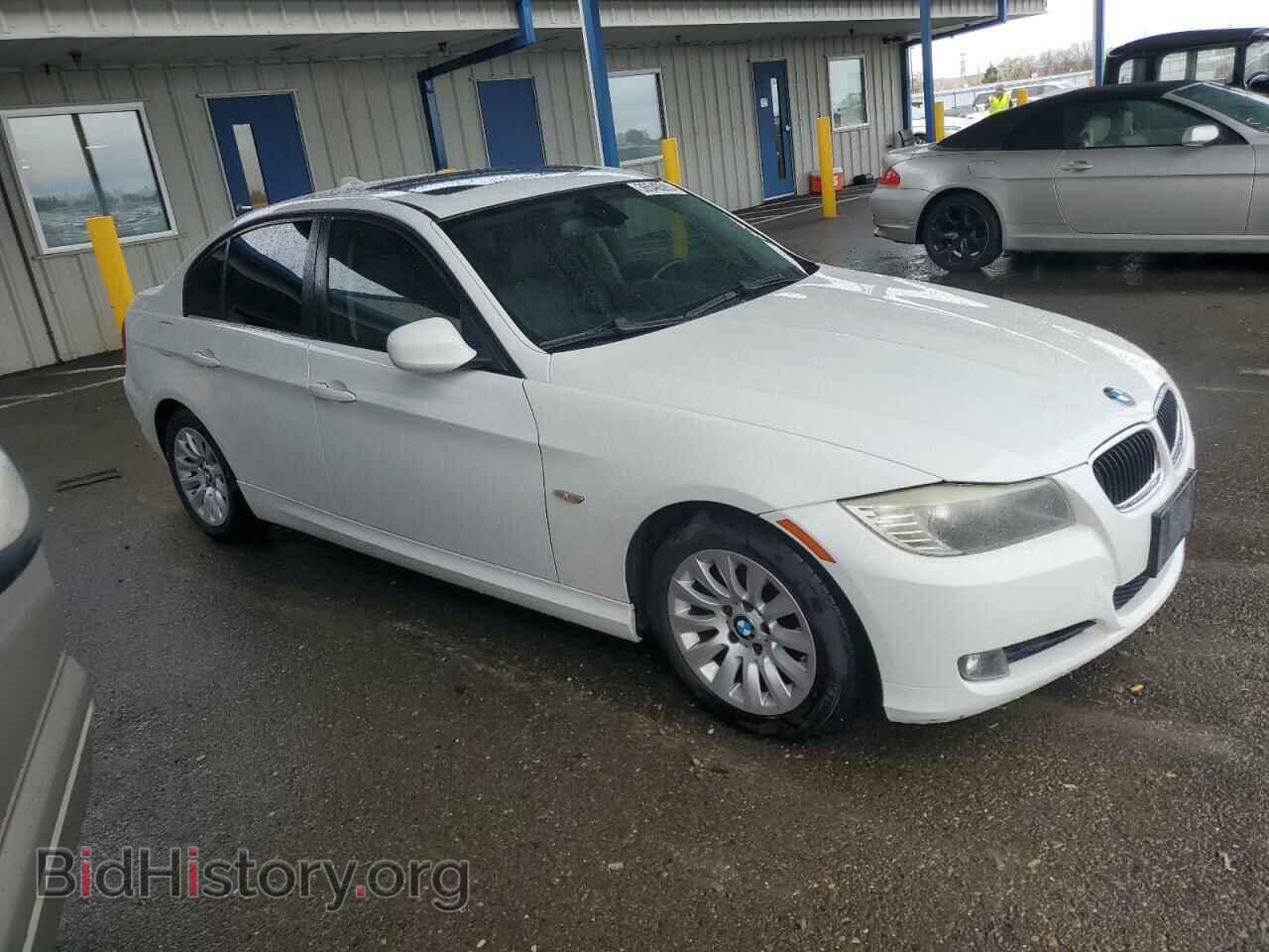 2009 BMW 3 SERIES - VIN: WBAPH53529A434355 - Фото 4