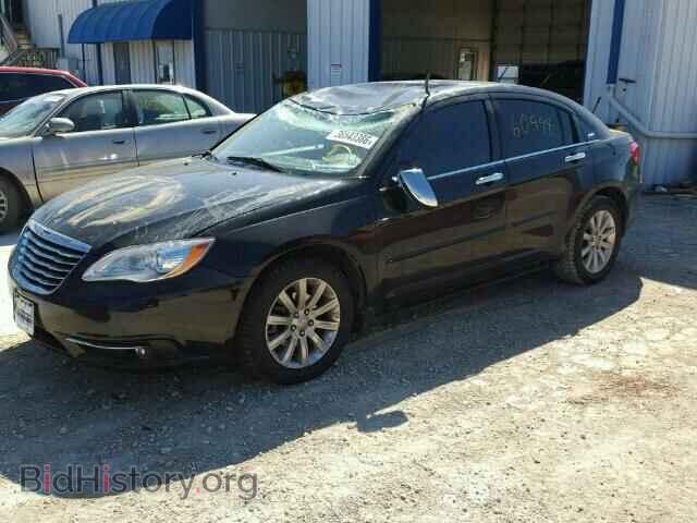 2013 CHRYSLER 200 - VIN: 1C3CCBCG8DN607737 - Фото 2