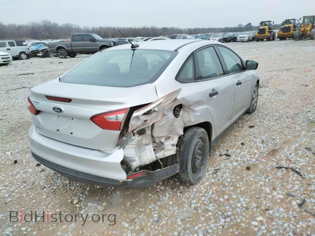 2012 FORD FOCUS - VIN: 1FAHP3E24CL230756 - Photo 4