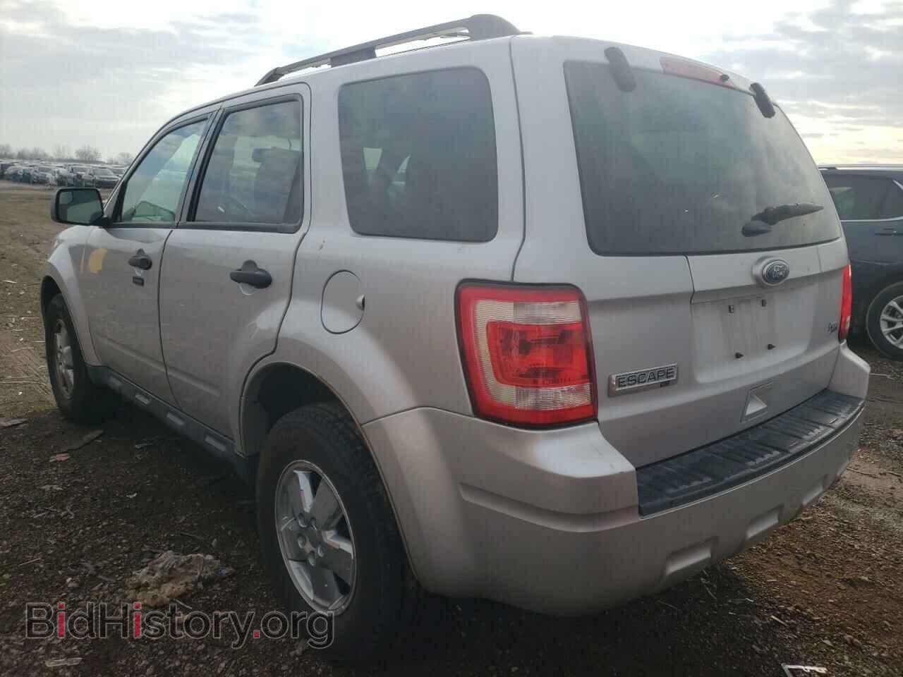2011 FORD ESCAPE - VIN: 1FMCU0DG2BKB89472 - Фото 2