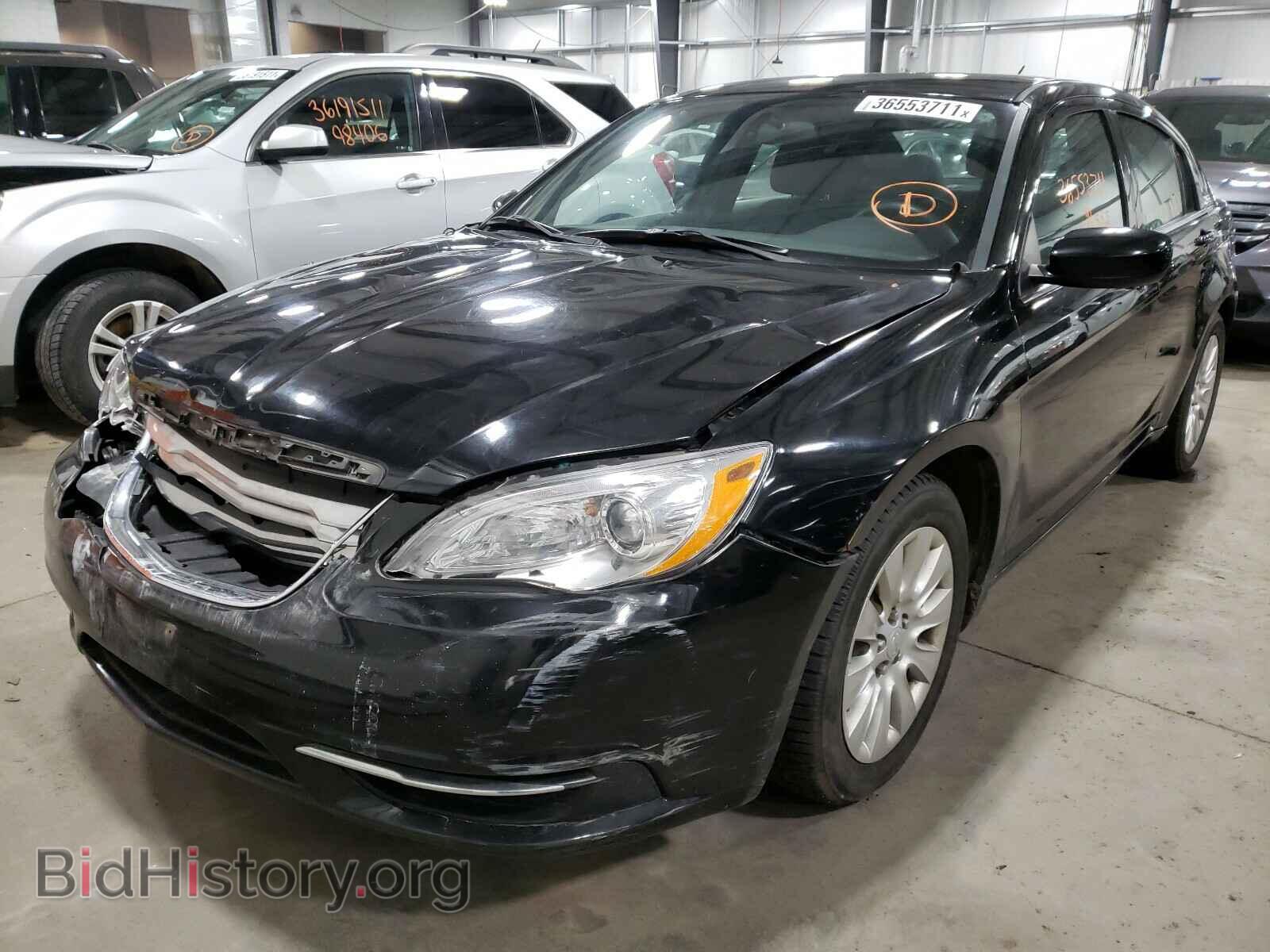 2013 CHRYSLER 200 - VIN: 1C3CCBAB8DN647128 - Фото 2