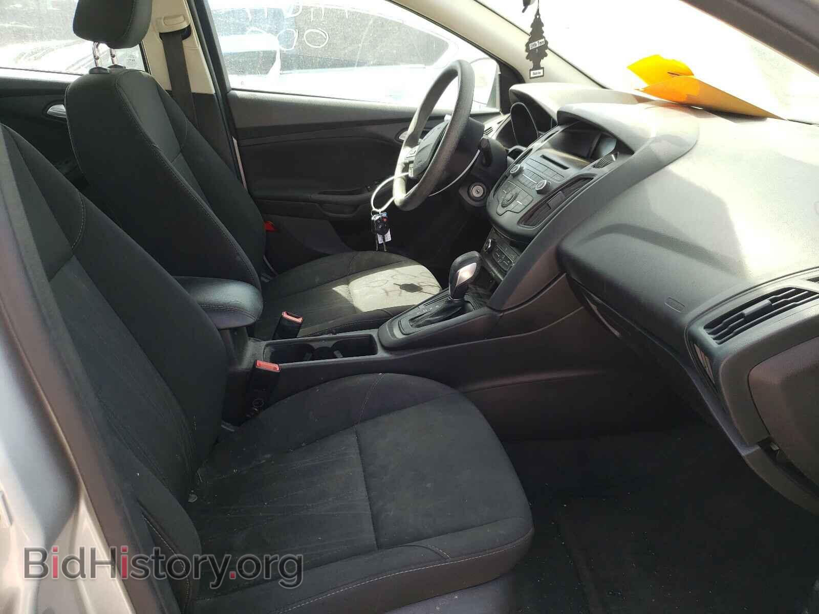 2017 FORD FOCUS - VIN: 1FADP3F24HL217770 - Photo 5