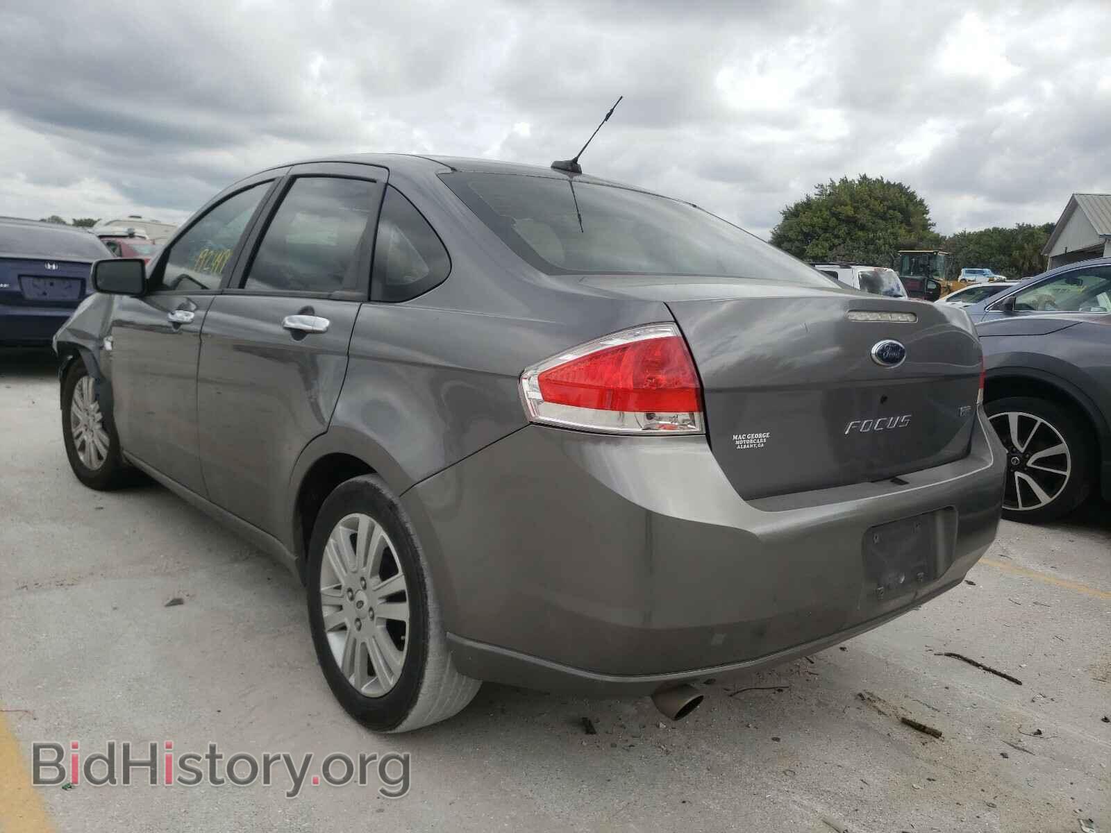 2009 FORD FOCUS - VIN: 1FAHP37N49W232425 - Photo 3