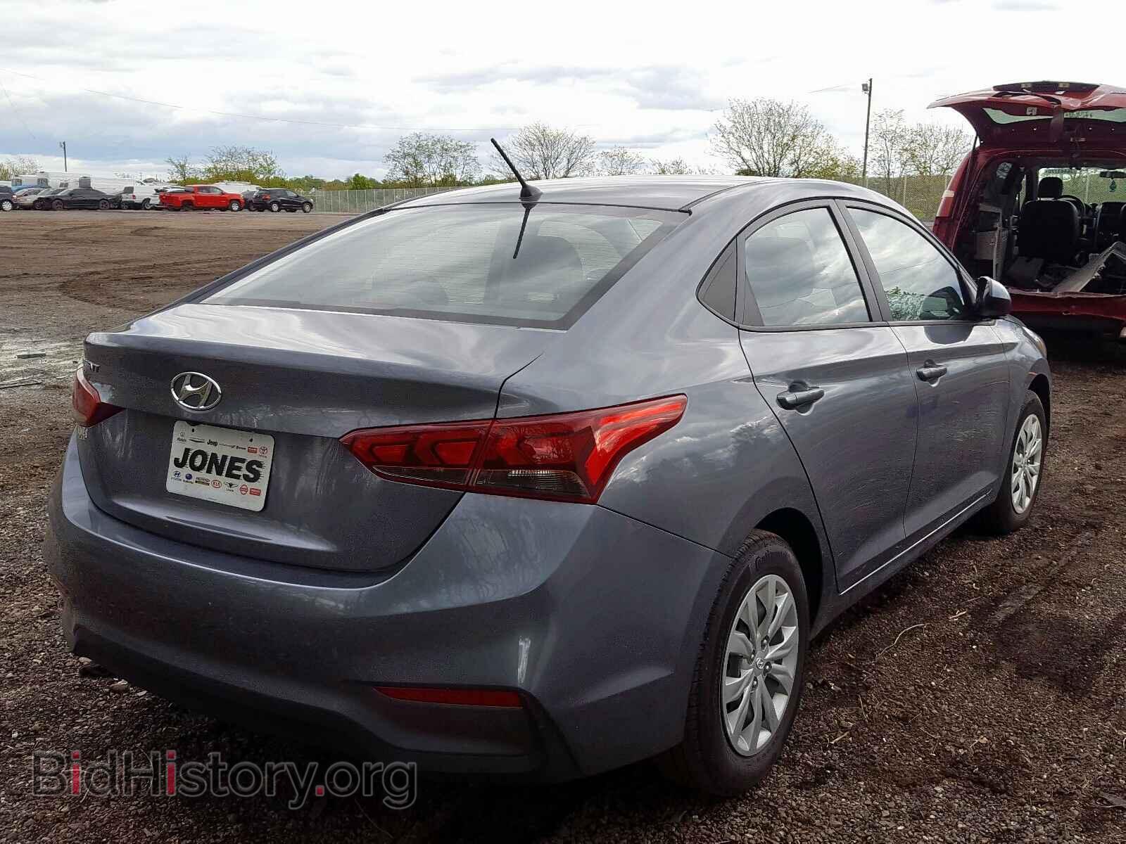 2019 HYUNDAI ACCENT - VIN: 3KPC24A34KE065550 - Фото 4