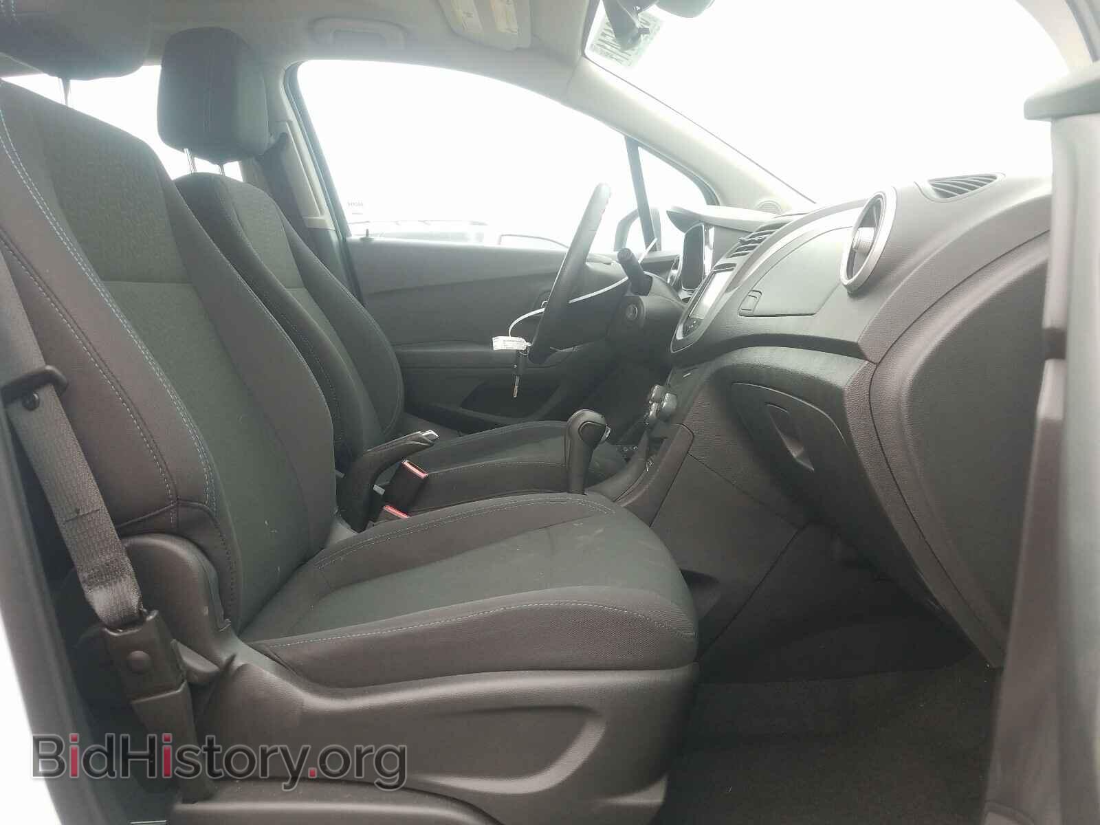 2016 CHEVROLET TRAX - VIN: 3GNCJKSB4GL243741 - Фото 5