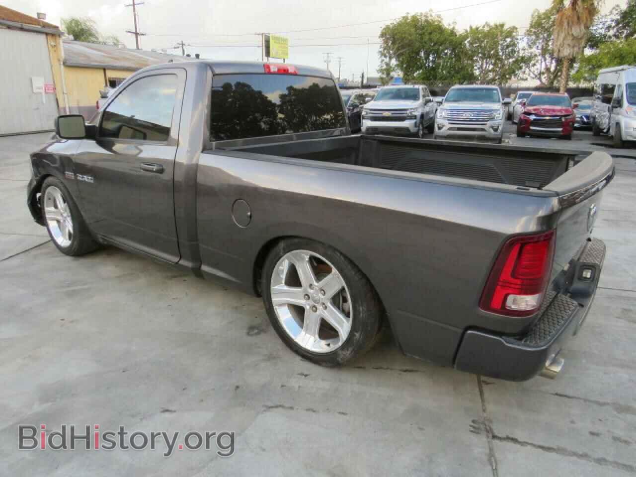 2016 RAM 1500 - VIN: 3C6JR6CT3GG188321 - Фото 3