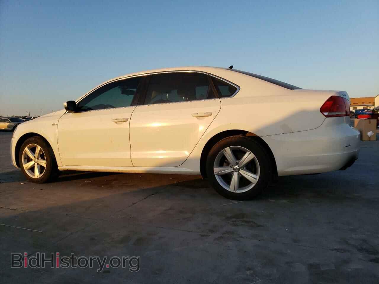 2015 VOLKSWAGEN PASSAT - VIN: 1VWAS7A39FC109089 - Фото 2