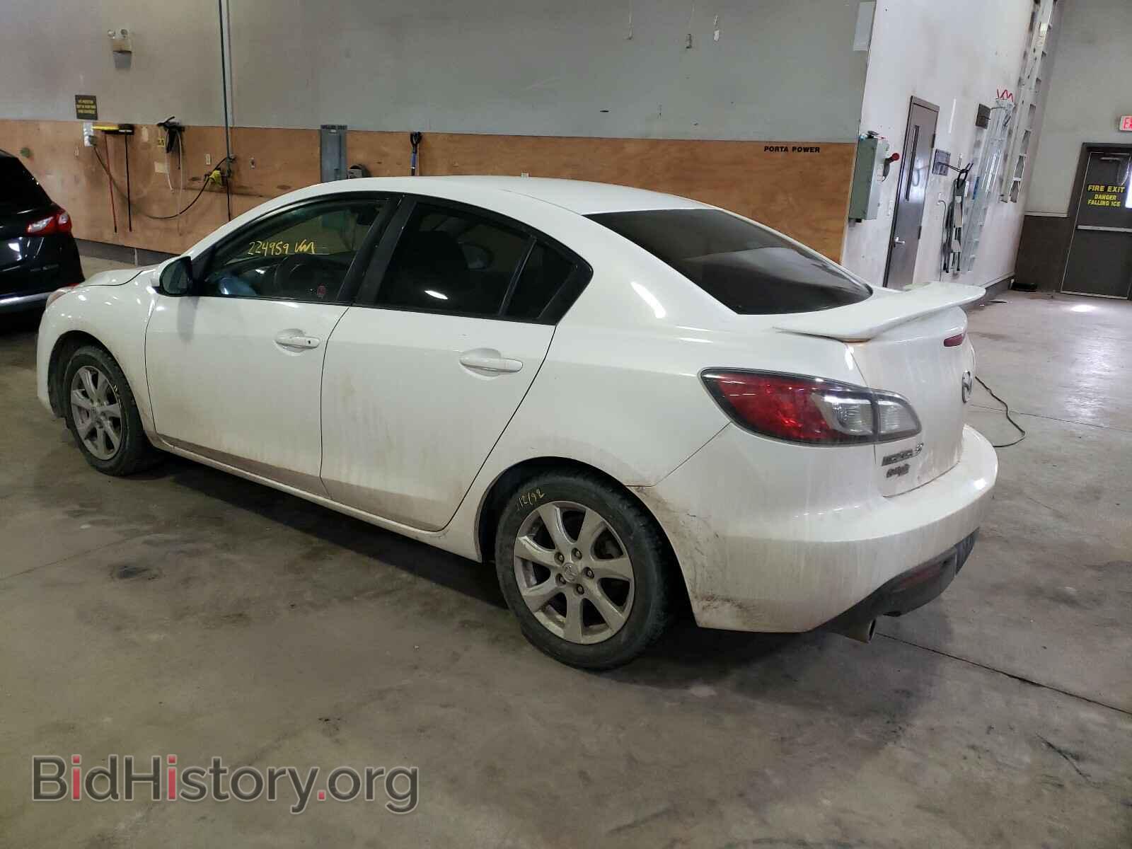 2011 MAZDA 3 - VIN: JM1BL1VF4B1442344 - Фото 3