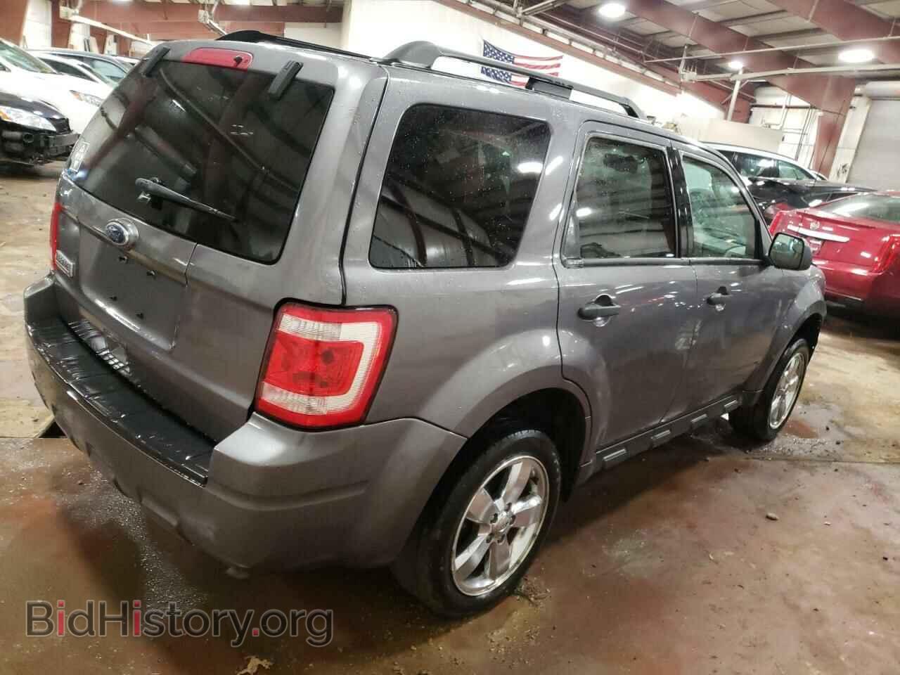 2011 FORD ESCAPE - VIN: 1FMCU0D71BKA43533 - Фото 3