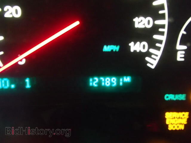 2001 CADILLAC DEVILLE - VIN: 1G6KF57971U135501 - Photo 8