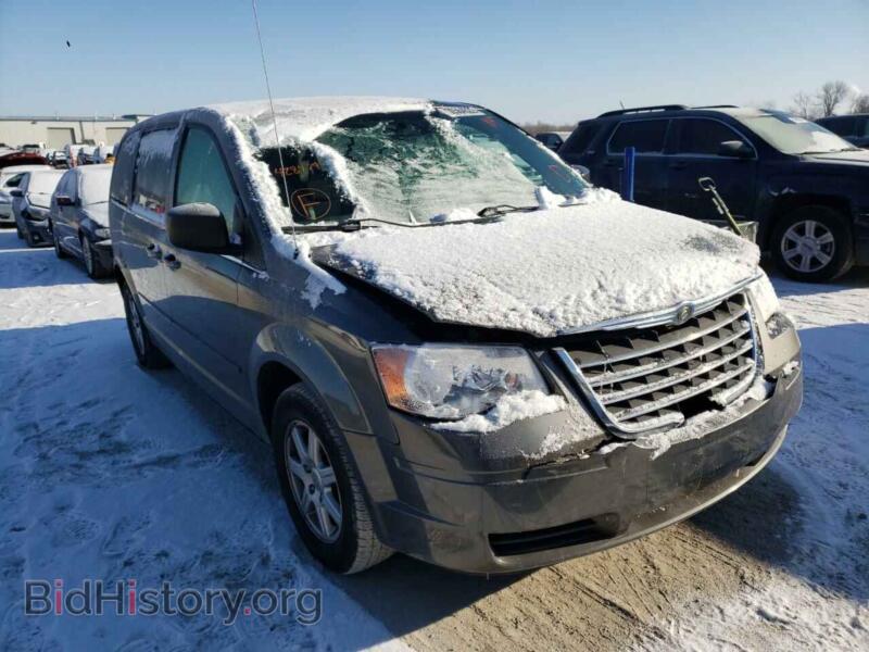 2010 Chrysler MINIVAN Town & COU (VIN 2A4RR2D15AR428479) — фото 1 из 10, Copart, повреждение: передняя часть