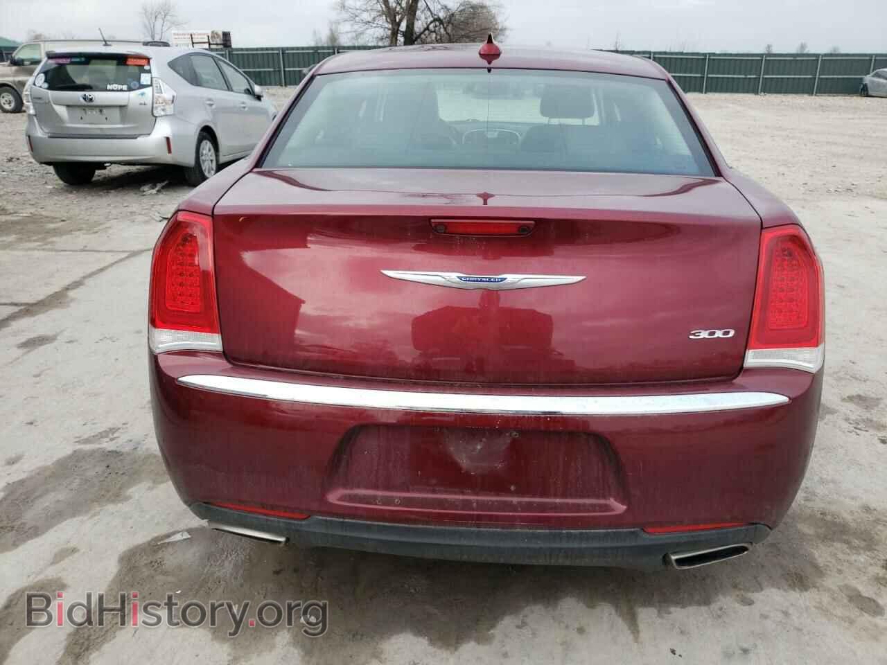 2019 CHRYSLER 300 - VIN: 2C3CCAEG1KH555610 - Фото 6