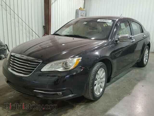 2013 CHRYSLER 200 - VIN: 1C3CCBCGXDN524679 - Фото 2