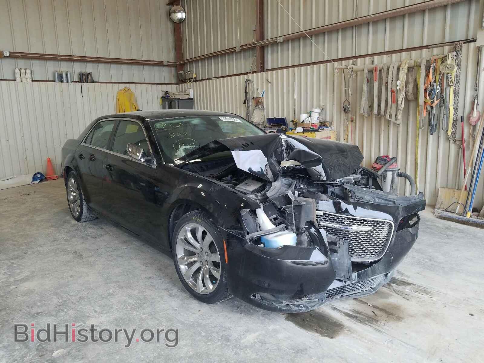 Фотография 2C3CCAAGXKH568913 - CHRYSLER 300 2019