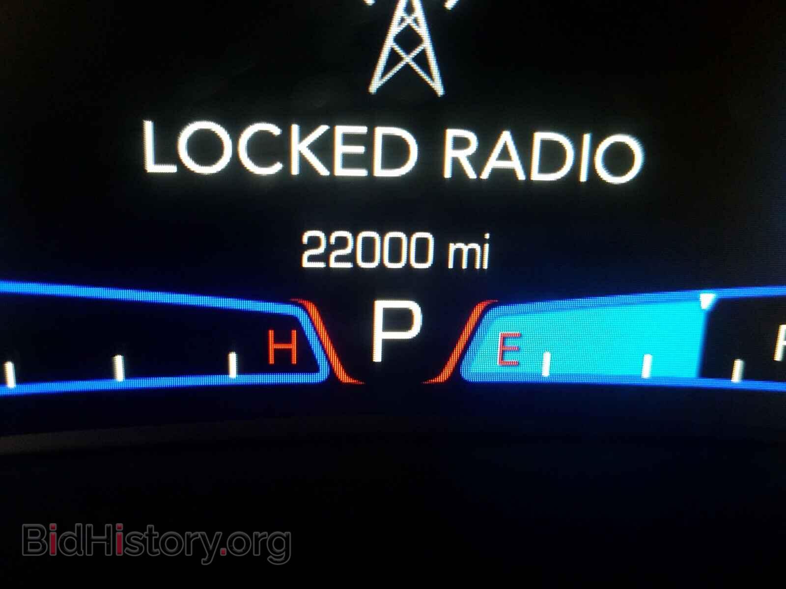 2019 CHRYSLER 300 - VIN: 2C3CCAAGXKH568913 - Фото 8