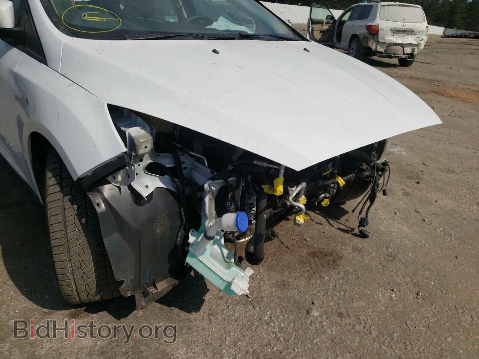 2016 FORD FOCUS - VIN: 1FADP3K2XGL355091 - Фото 9