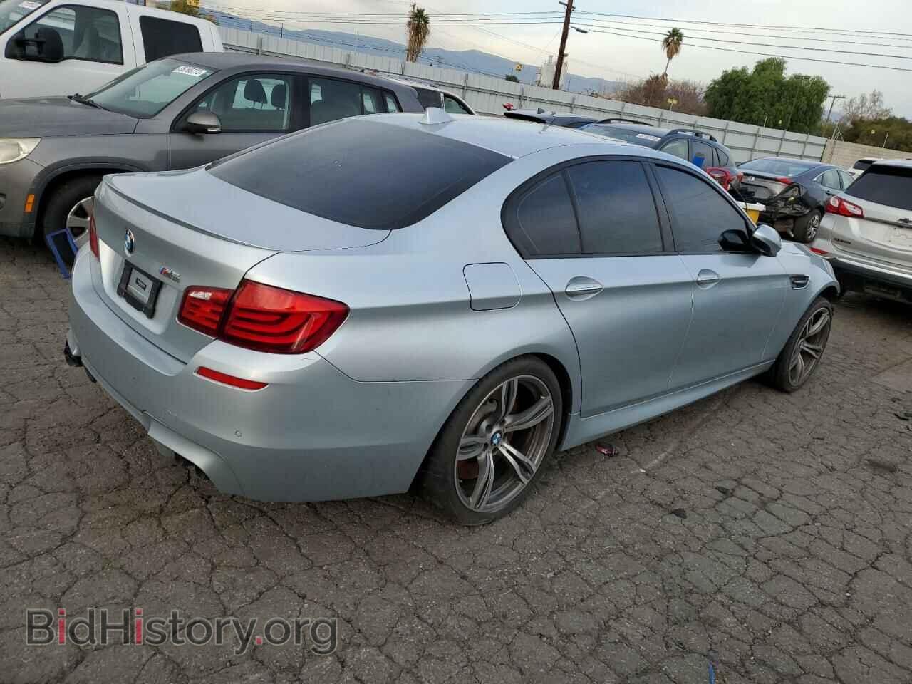 2013 BMW M5 - VIN: WBSFV9C57DC773021 - Фото 3