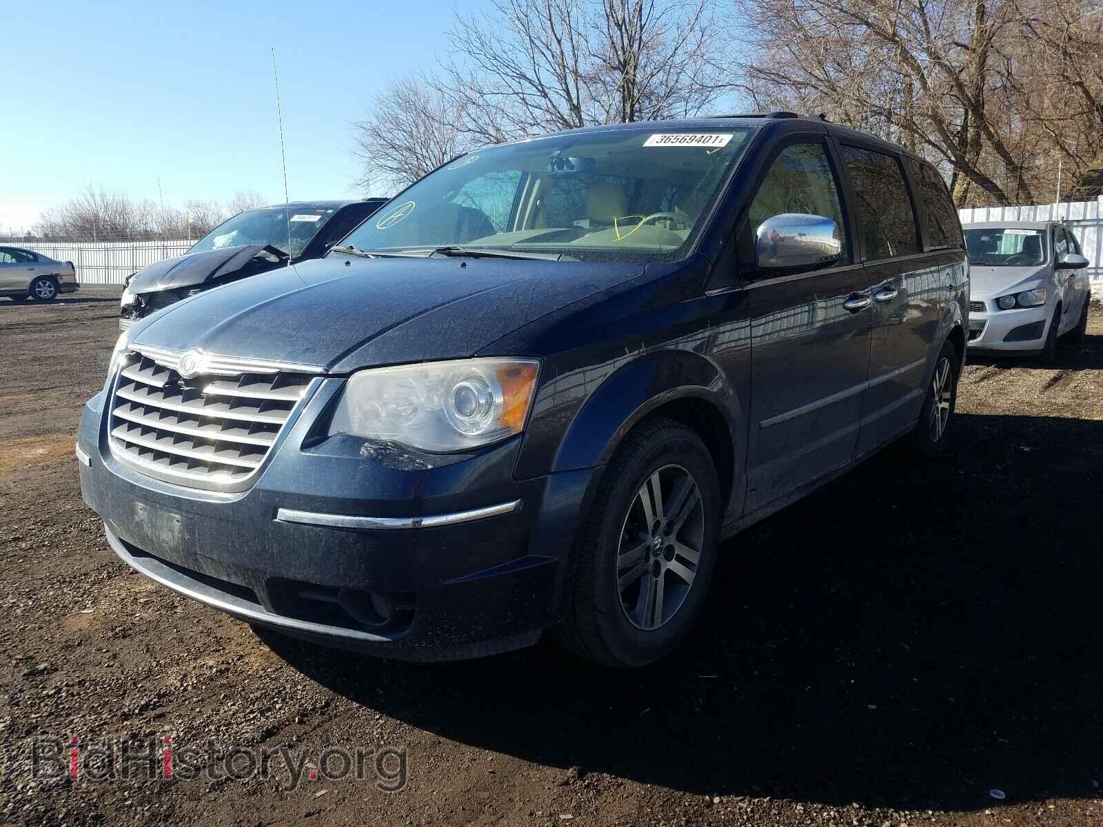 2008 CHRYSLER MINIVAN - VIN: 2A8HR64X88R148054 - Фото 2