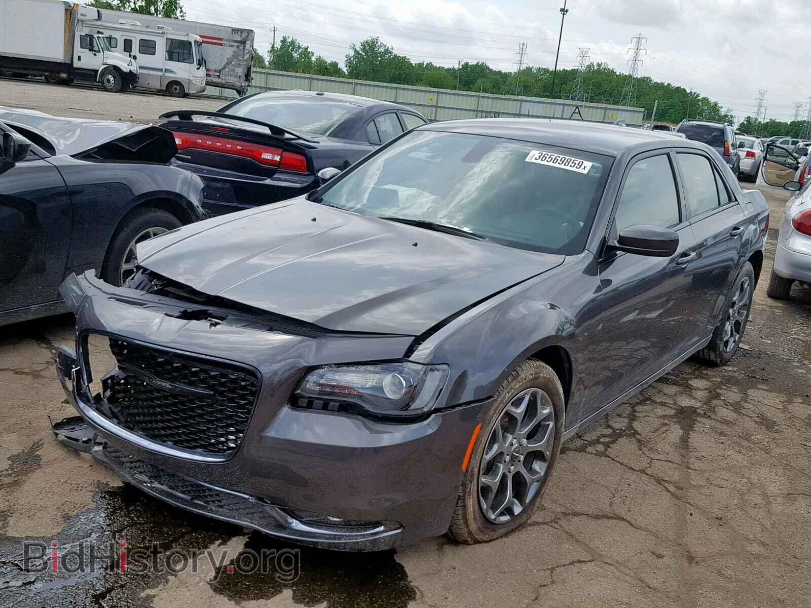 2018 CHRYSLER 300 - VIN: 2C3CCAGG7JH149424 - Photo 2