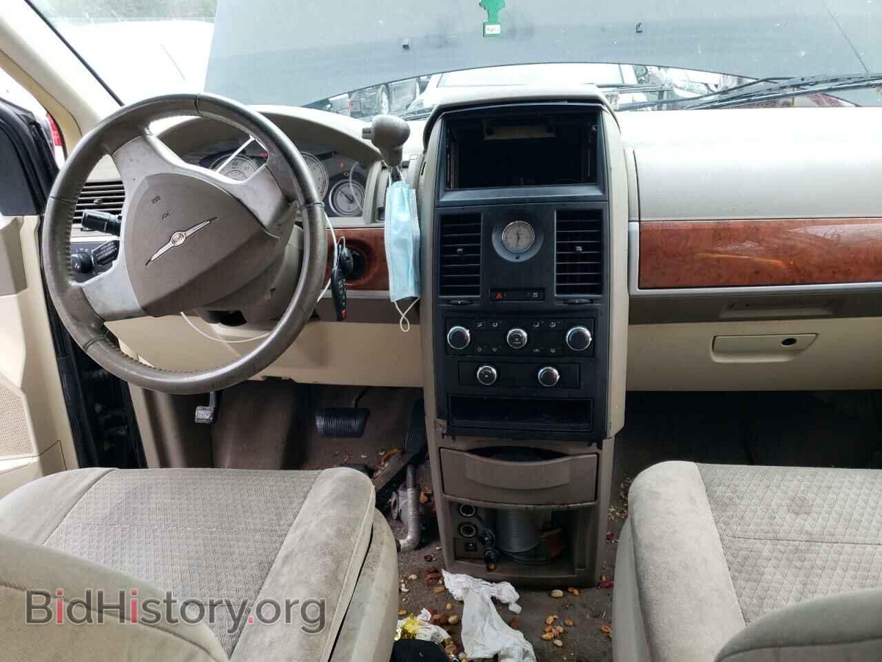 2008 CHRYSLER MINIVAN - VIN: 2A8HR54P48R651431 - Фото 8