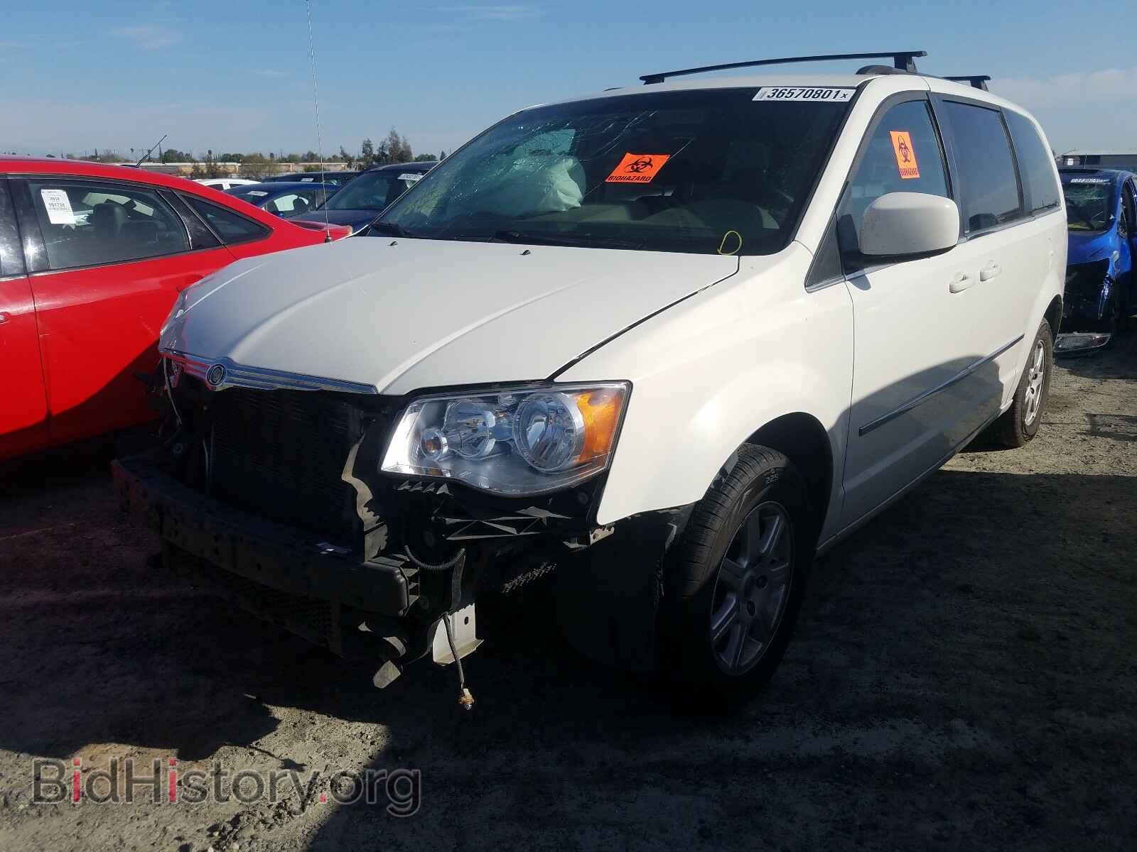 2010 CHRYSLER MINIVAN - VIN: 2A4RR5D13AR270578 - Фото 2