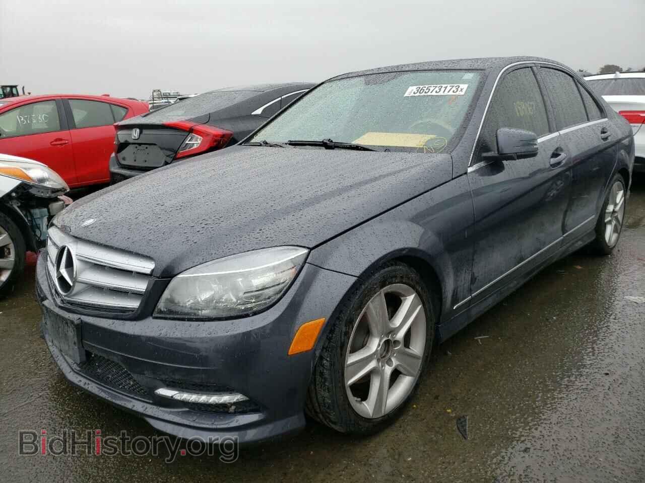 Photo WDDGF5EB1BR148666 - MERCEDES-BENZ C-CLASS 2011