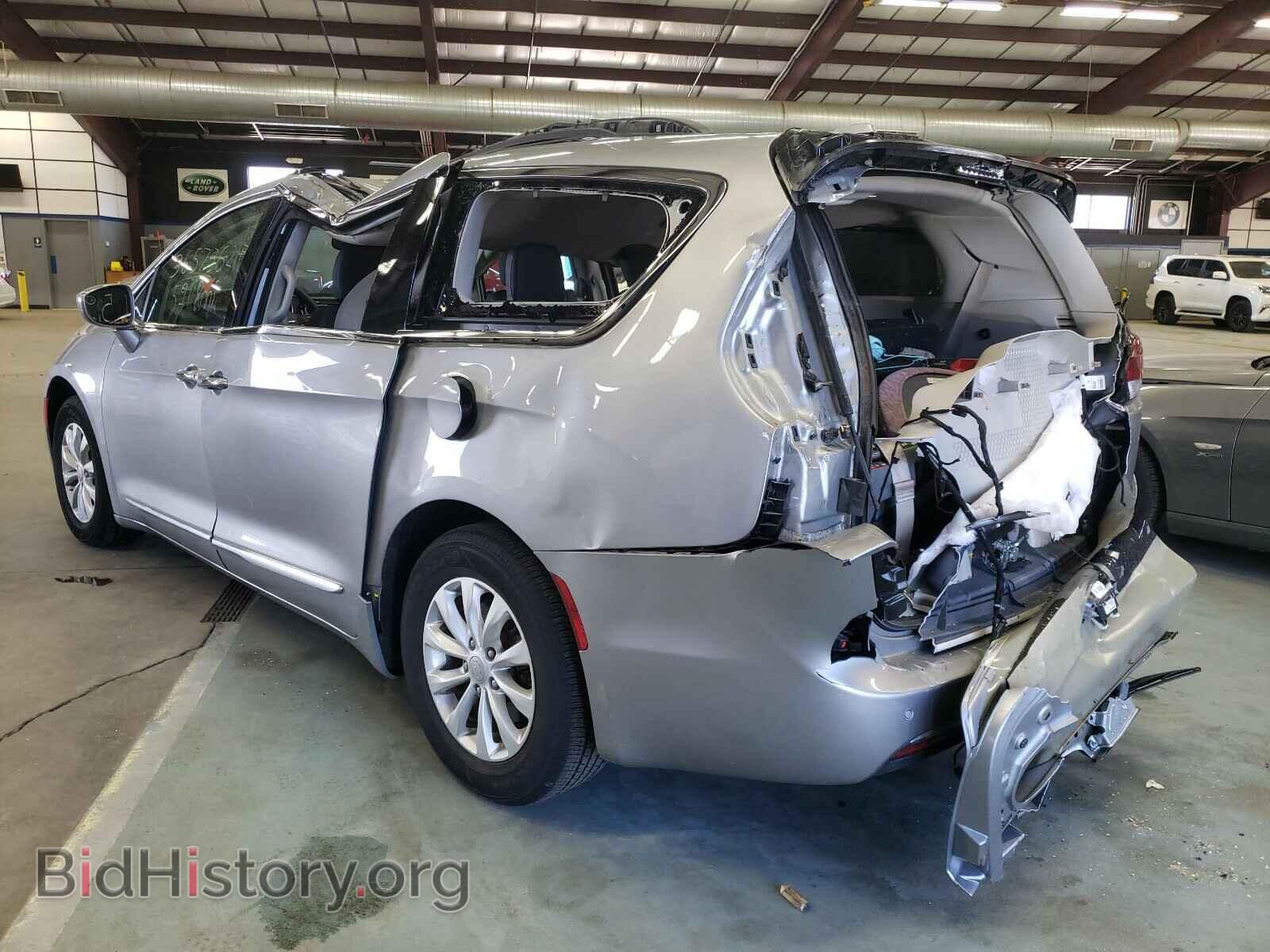 2018 CHRYSLER PACIFICA - VIN: 2C4RC1BG1JR352817 - Photo 3