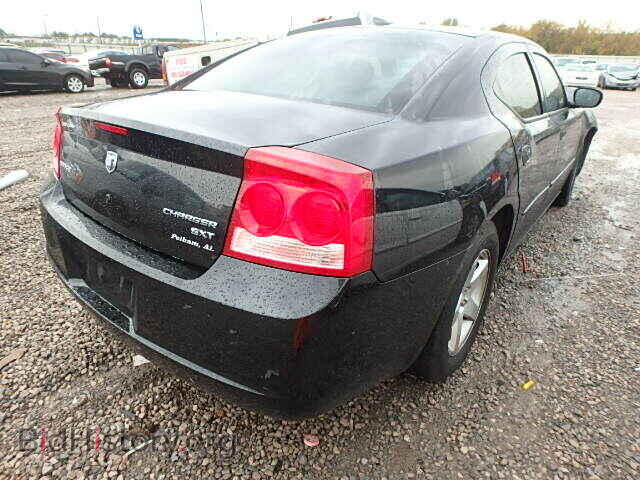 2010 DODGE CHARGER - VIN: 2B3CA3CV8AH187747 - Фото 4