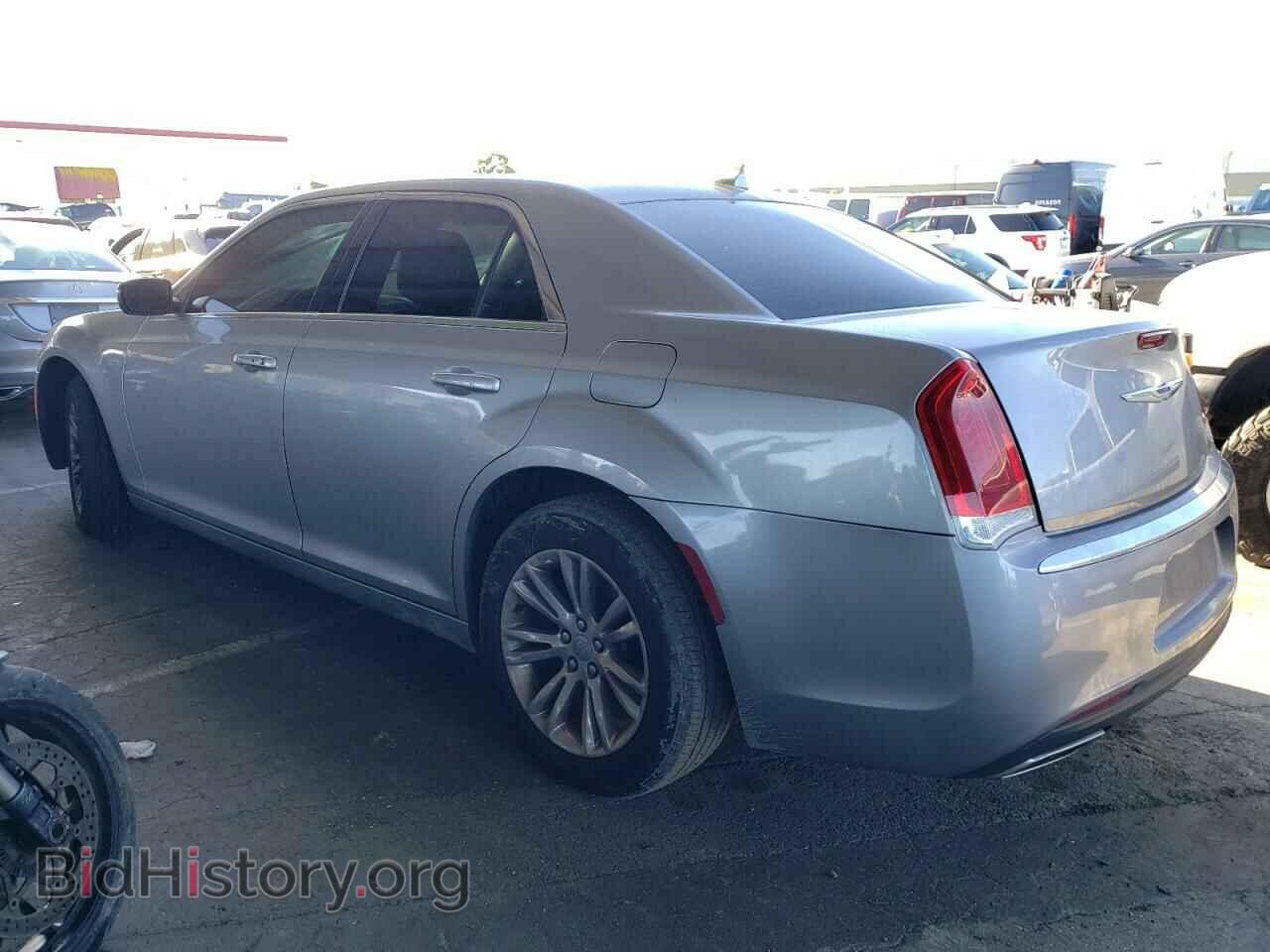 2017 CHRYSLER 300 - VIN: 2C3CCAAG7HH544268 - Фото 2