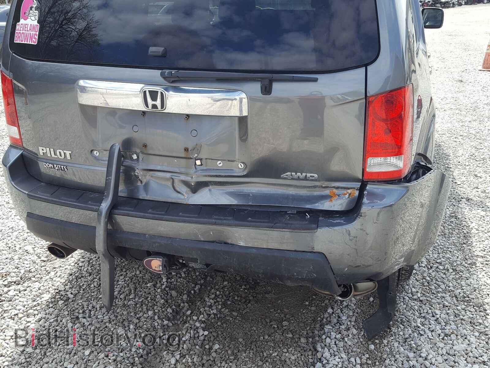 2011 HONDA PILOT - VIN: 5FNYF4H40BB016462 - Фото 9