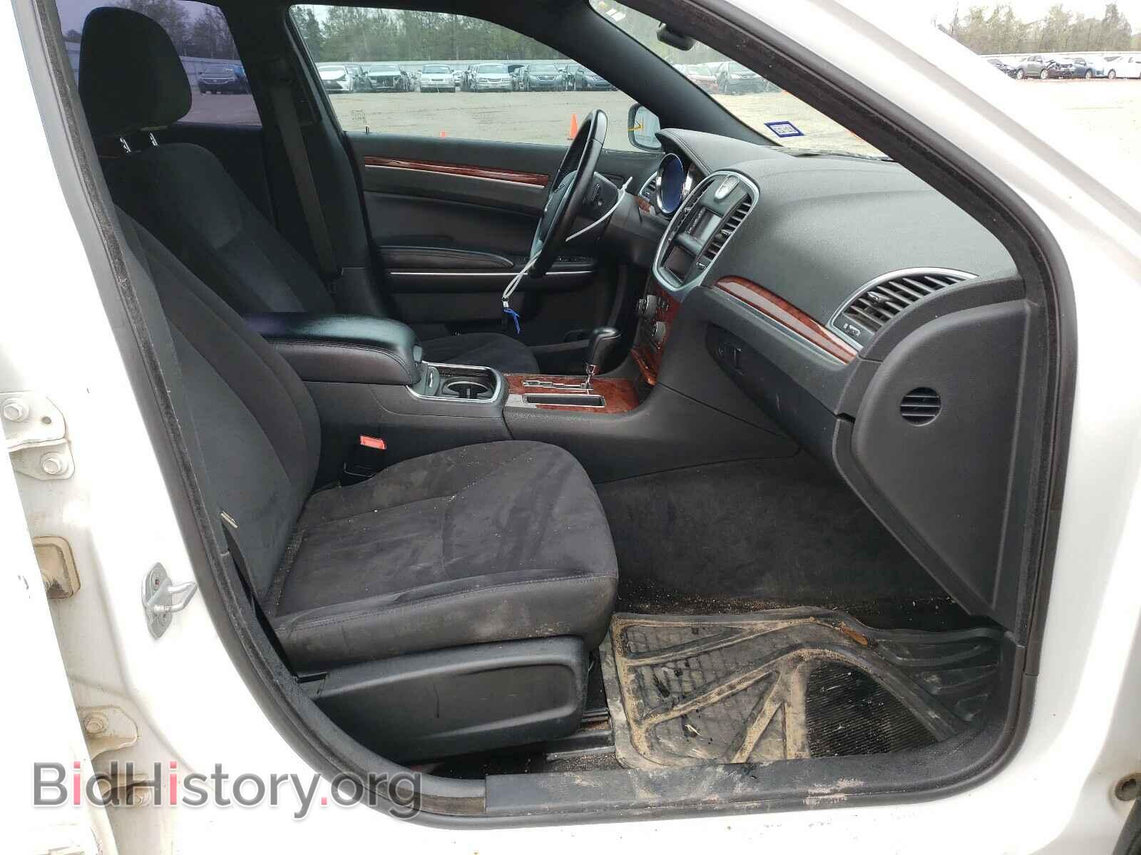 2012 CHRYSLER 300 - VIN: 2C3CCAAG5CH116403 - Photo 5