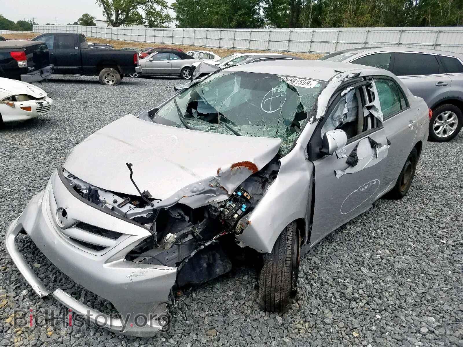 2011 TOYOTA COROLLA - VIN: 2T1BU4EE1BC606151 - Photo 2