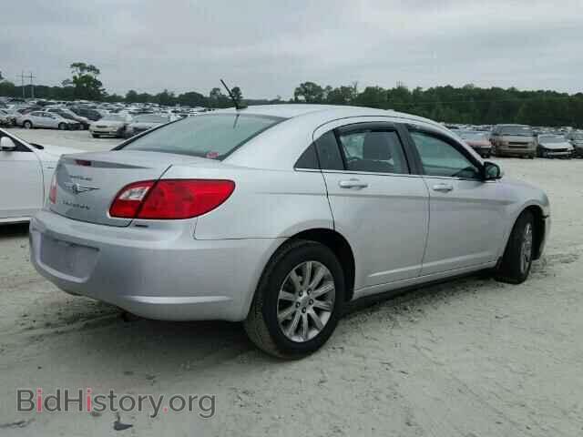 2010 CHRYSLER SEBRING - VIN: 1C3CC5FB3AN133659 - Фото 4
