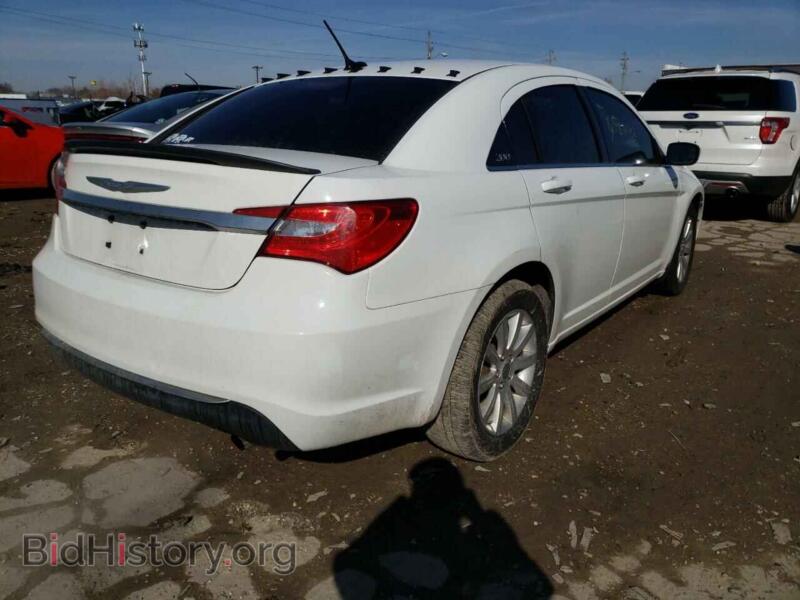 2013 Chrysler 200 (VIN 1C3CCBBB1DN629195) — фото 4 из 10