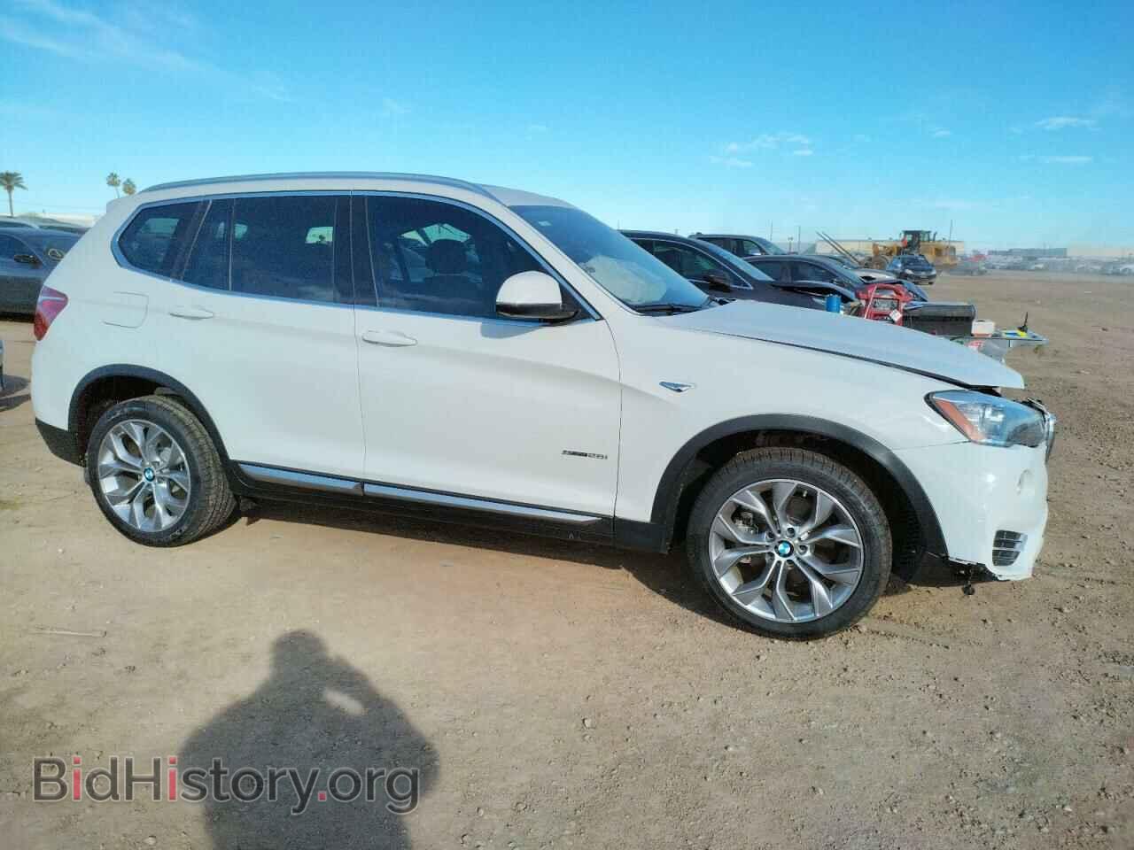 2017 BMW X3 - VIN: 5UXWZ7C59H0U46111 - Фото 4