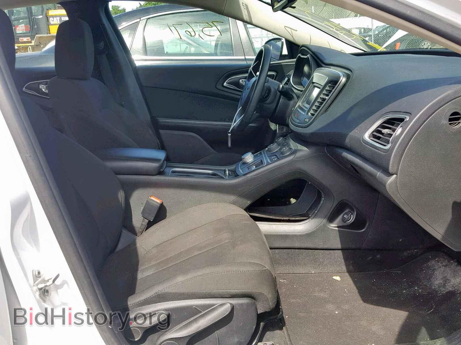 2016 CHRYSLER 200 - VIN: 1C3CCCABXGN129810 - Photo 5