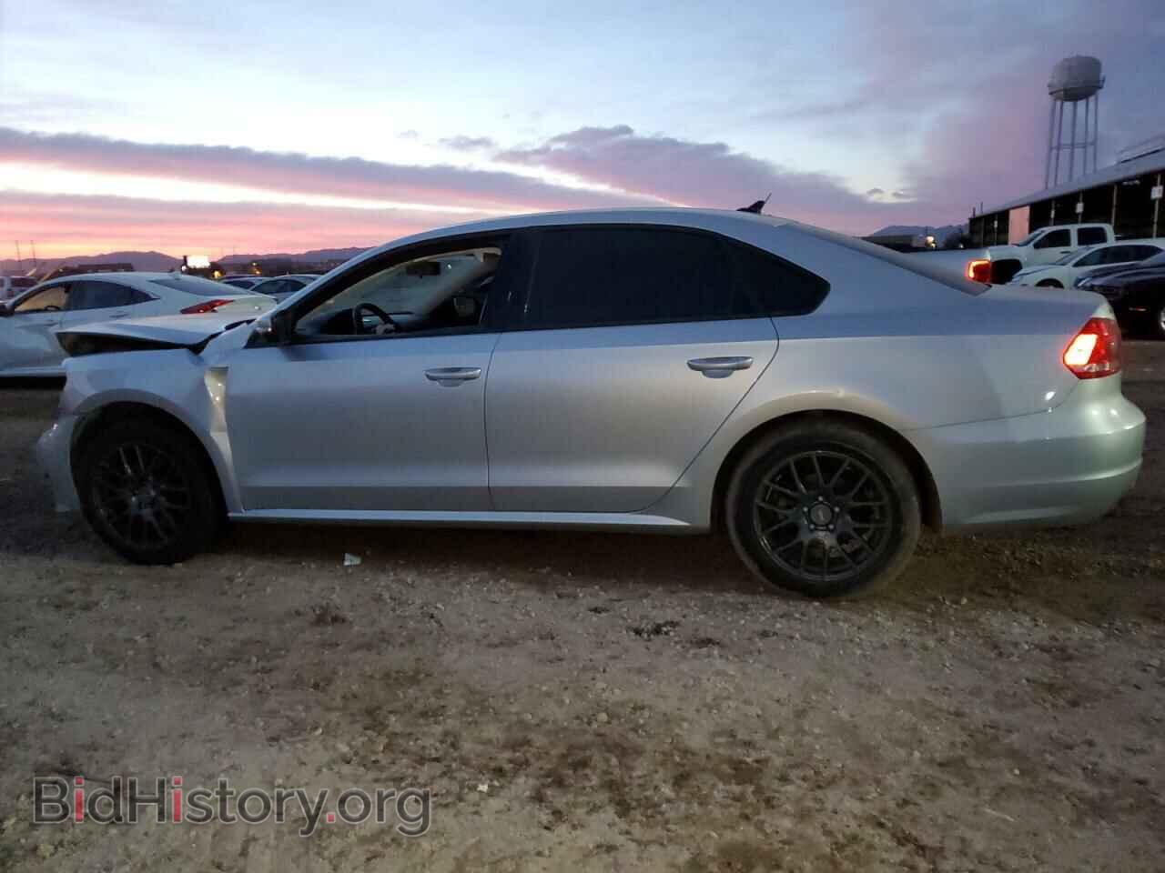 2015 VOLKSWAGEN PASSAT - VIN: 1VWAT7A34FC066889 - Фото 2