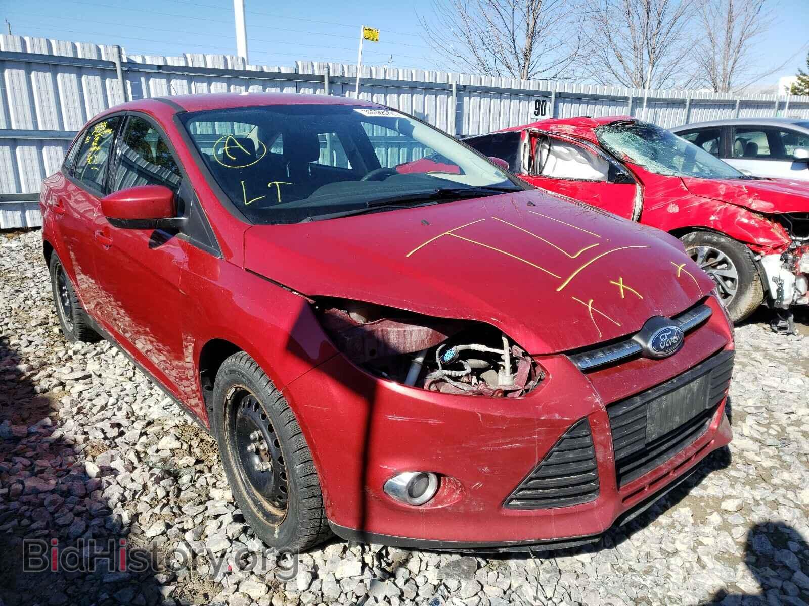 Photo 1FAHP3F28CL380285 - FORD FOCUS 2012