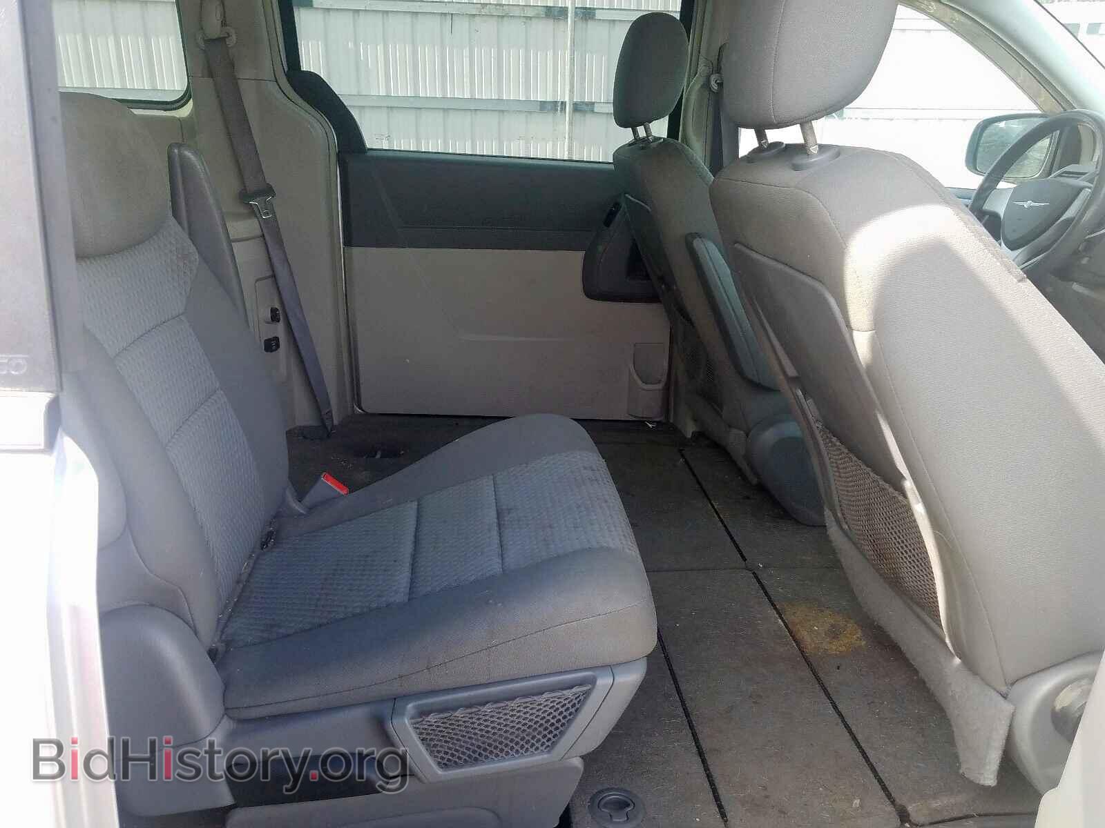 2010 CHRYSLER MINIVAN - VIN: 2A4RR5D13AR235460 - Фото 6
