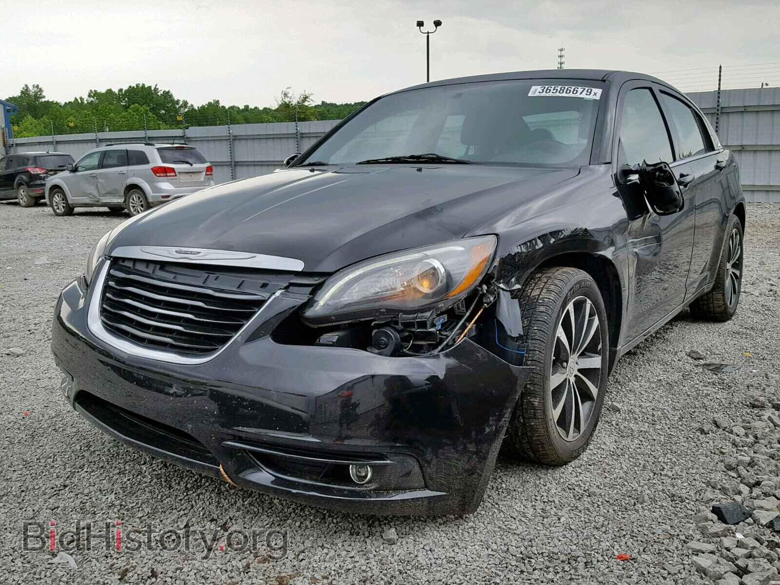 2014 CHRYSLER 200 - VIN: 1C3CCBCG8EN153555 - Фото 2