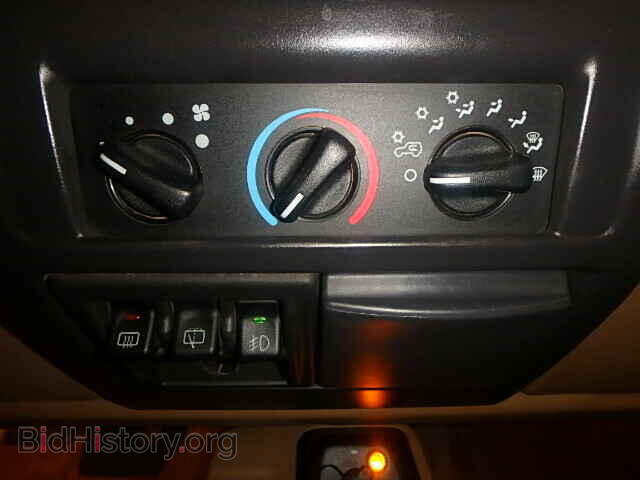 2000 JEEP WRANGLER - VIN: 1J4FA59S8YP740613 - Фото 9