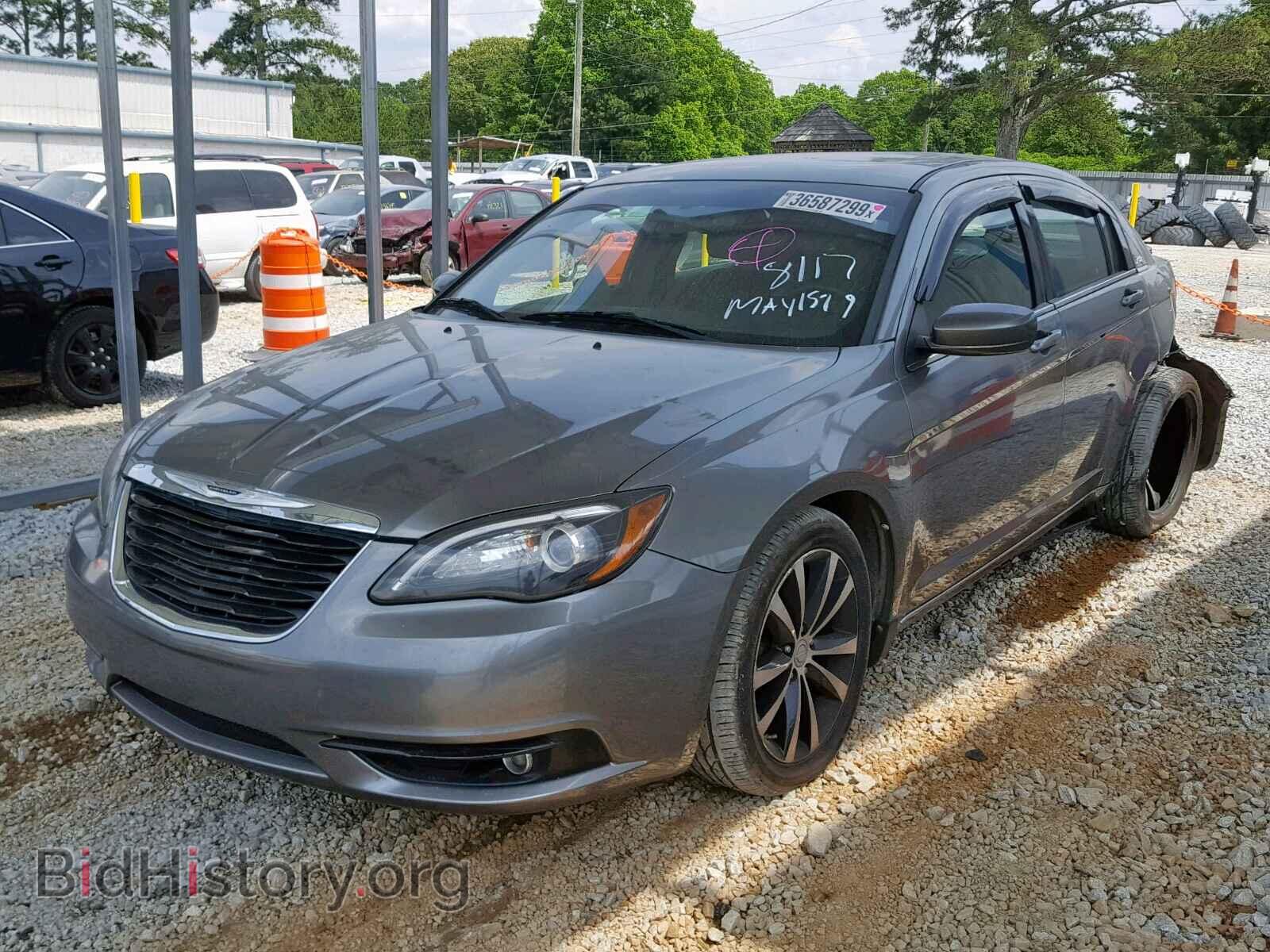 2013 CHRYSLER 200 - VIN: 1C3CCBCG9DN508117 - Фото 2