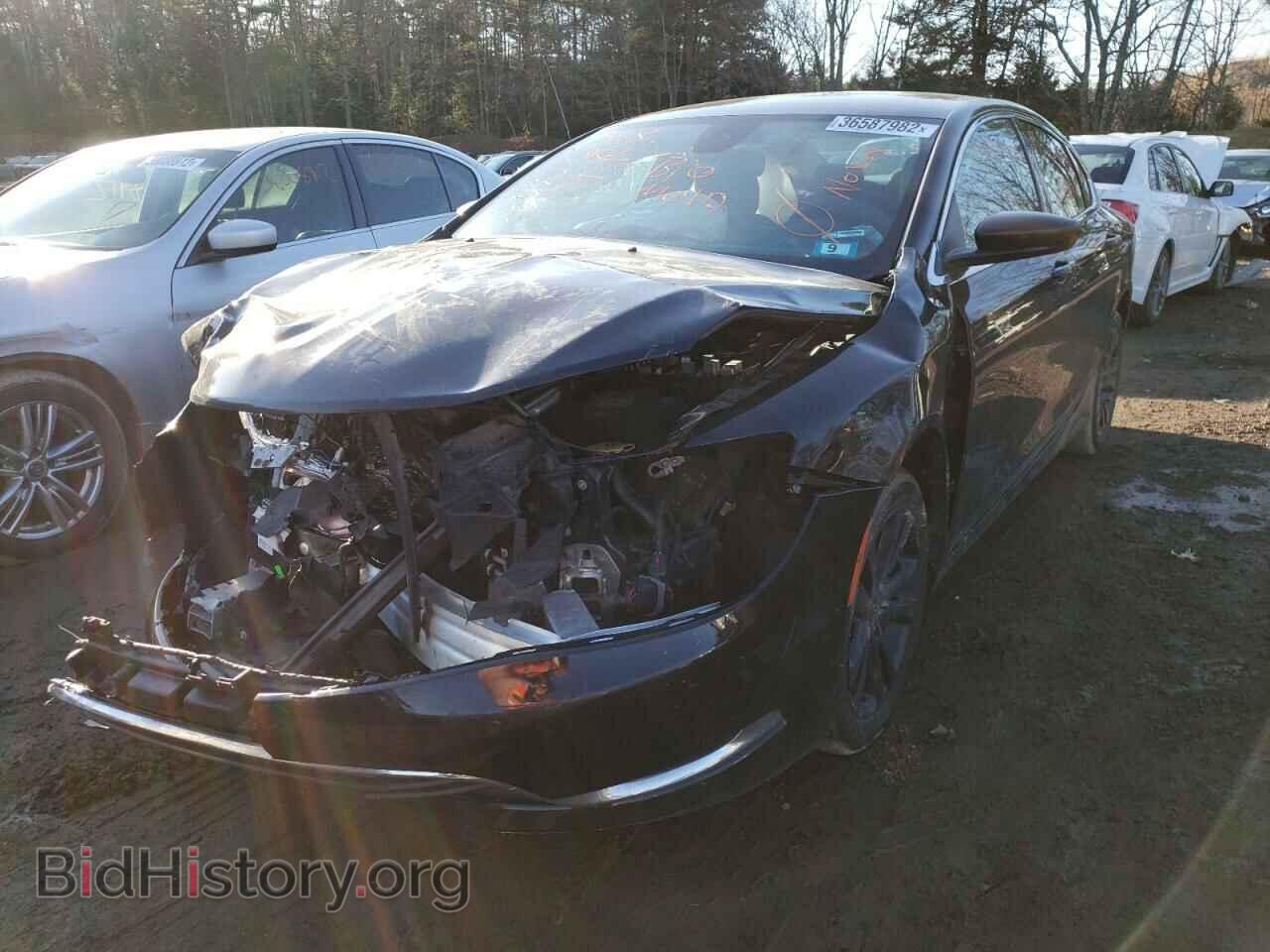 2015 CHRYSLER 200 - VIN: 1C3CCCAB1FN635640 - Фото 2